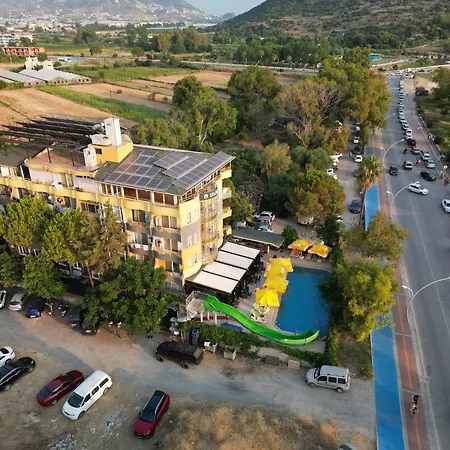 Buelent Kocabas-selinus Club Ξενοδοχείο 3*